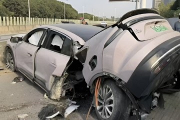 Chery tests larger iCaur V25 extended-range SUV above V23