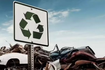 Trump trade war emerges as top automotive story of 2025