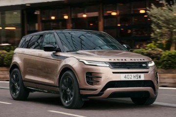 Avatr 12 SUV updated with up to 955hp tri-motor powertrain