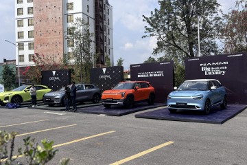 Musk teases Tesla’s next big thing: ‘Way cooler than a minivan’