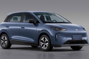 Hyundai caught testing a new electric vehicle