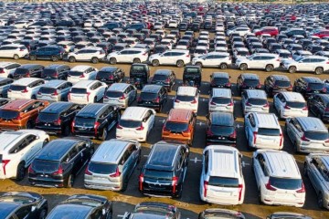 Fuel prices hit record high, Petrol at Rs 219/L, Diesel up by Rs 25