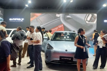 MG HS Plug-in Hybrid SUV goes on sale at Rs. 12 million