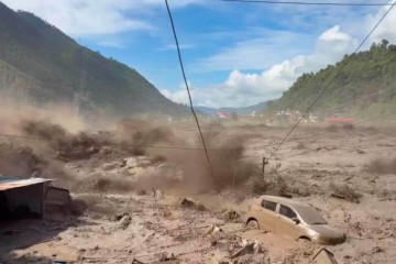 Flood damages 40 km of roads and 19 bridges