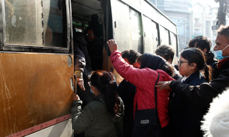 Students to receive mandatory 45% discount on public transport fares