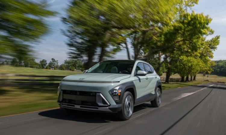 Hyundai Kona goes boxier for next gen, offers both hybrid and electric variants