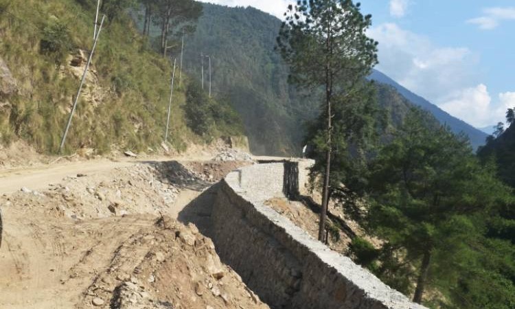 Syafrubesi-Rasuwagadhi road upgrade progresses, tree clearance delays work