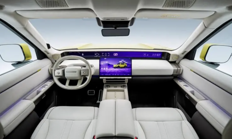 Chery, Jaguar Land Rover reveal Freelander 8 cabin ahead of launch