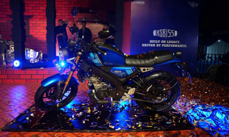 Yamaha XSR 155 gets new metallic blue variant, priced at Rs 539,900