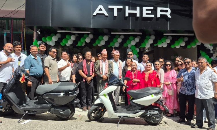 Ather 0pens its 13th experience center in Dharan