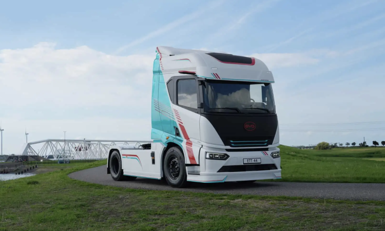 BYD takes on Tesla semi with its own 600 km electric truck