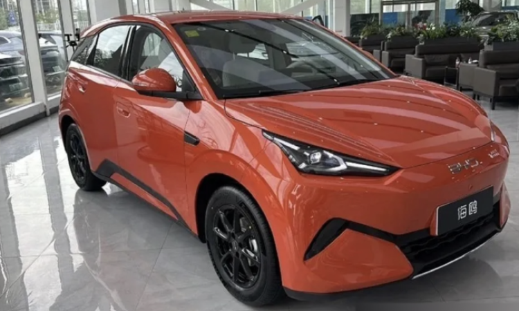 Second-generation BYD Atto 1 reaches Chinese dealerships ahead of launch