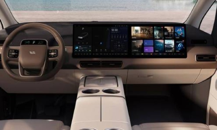 China could rein in big car screens after its door handle ban